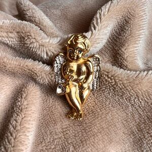 BUTLER Vintage Gold Cherub Baby Angel Brooch with Crystal Rhinestone